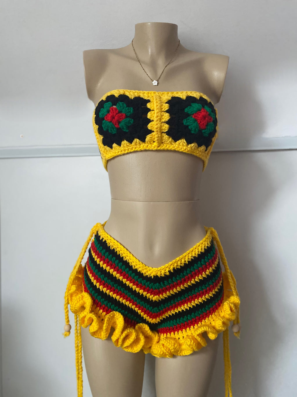 Golden Roots Crochet Set