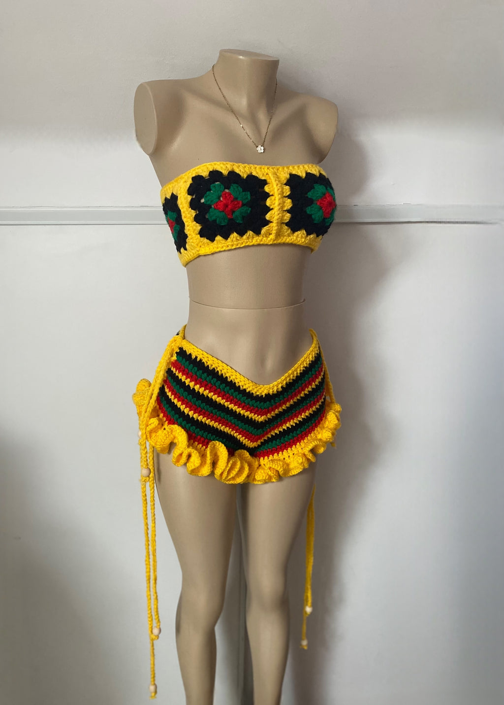 Golden Roots Crochet Set